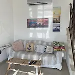 Two Bedroom Duplex :mountain And Sea View 아파트 *