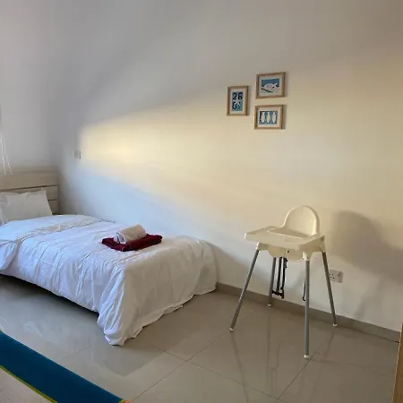 Two Bedroom Duplex :mountain And Sea View 아파트